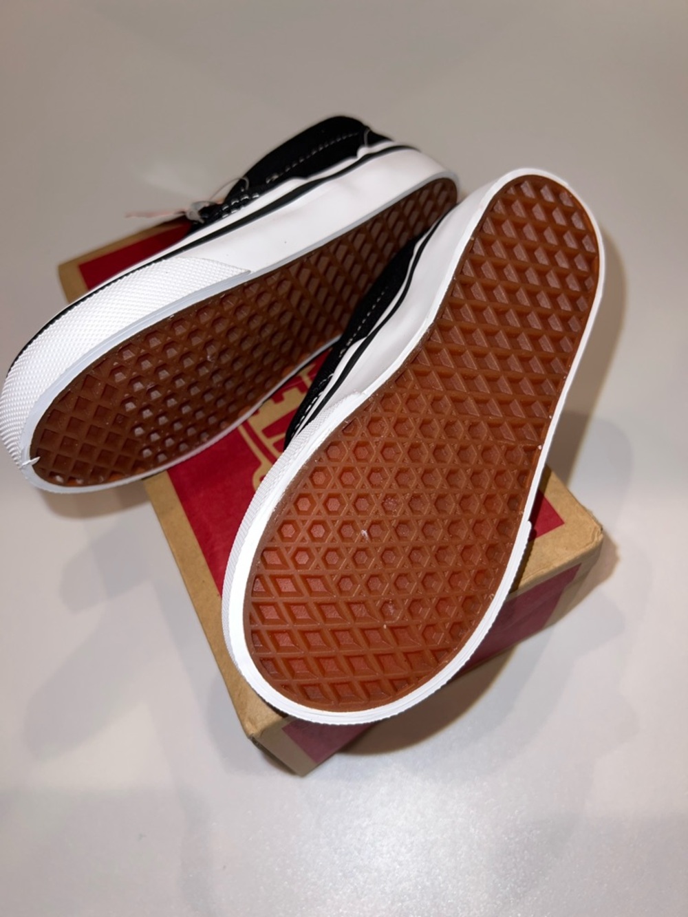 NWT VANS TODDLER SLIP ON IN BLACK SIZE 8 TODDLER - Picture 9 of 9